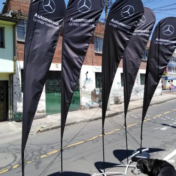 Bandera publicitaria Gota